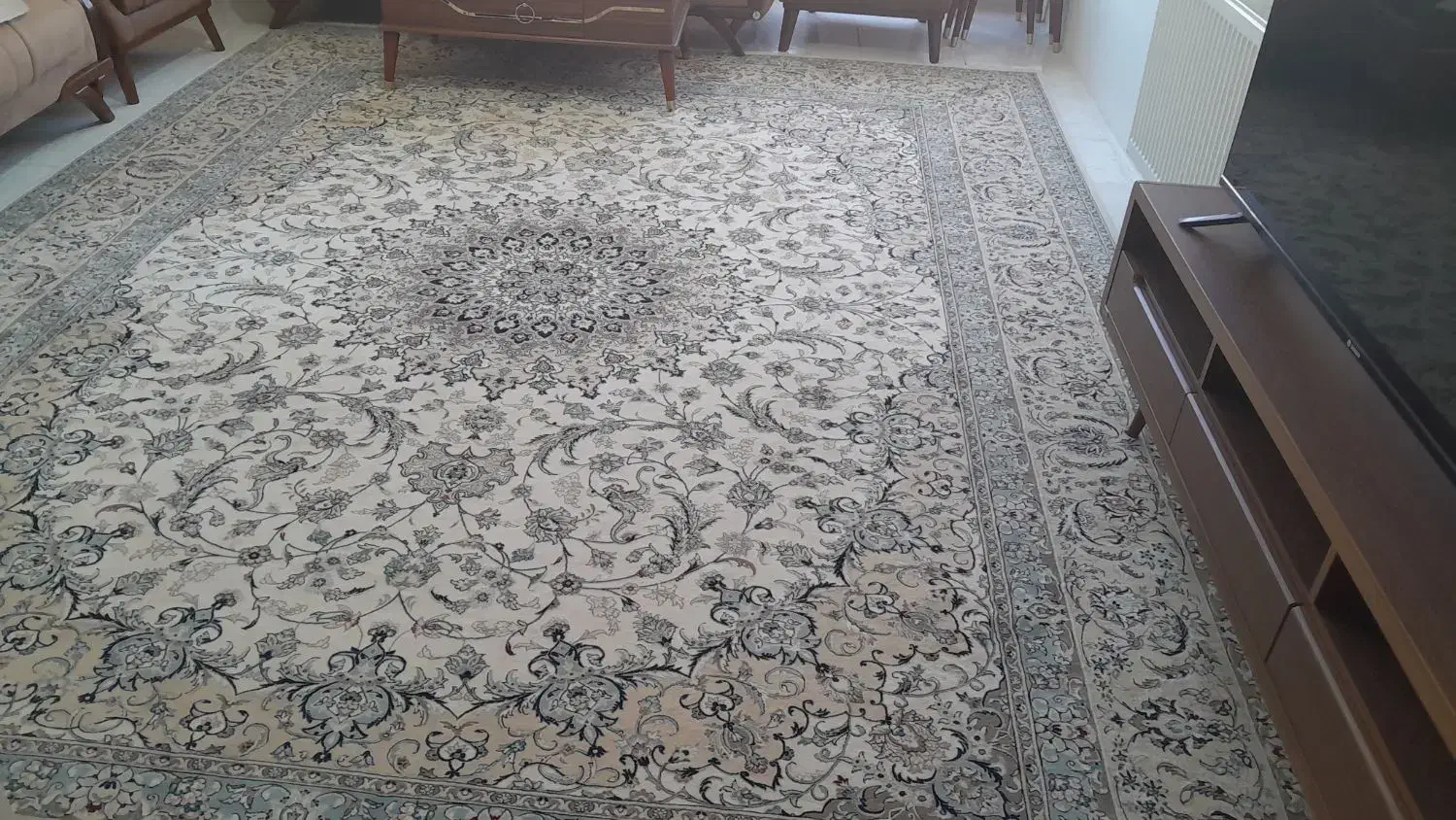 فرش دستباف گونه ستاره کویر یزد  کم کار کرد ۹ متری|فرش|کرمانشاه, |دیوار