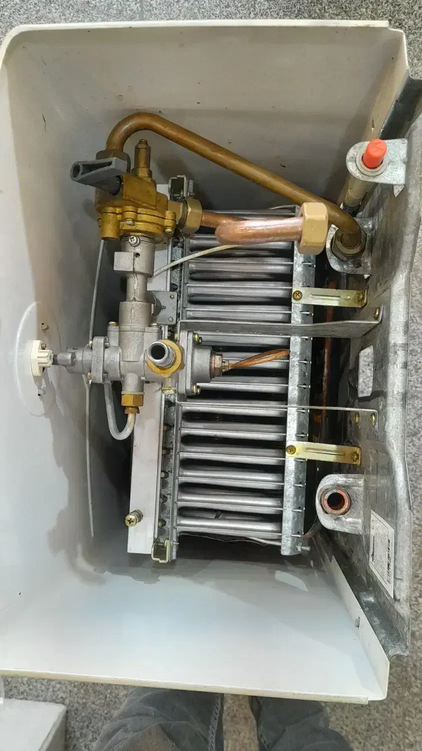 تعمیر آبگرمکن بوتان وبخاری، شیر آلات|خدمات پیشه و مهارت|مشهد, رسالت|دیوار