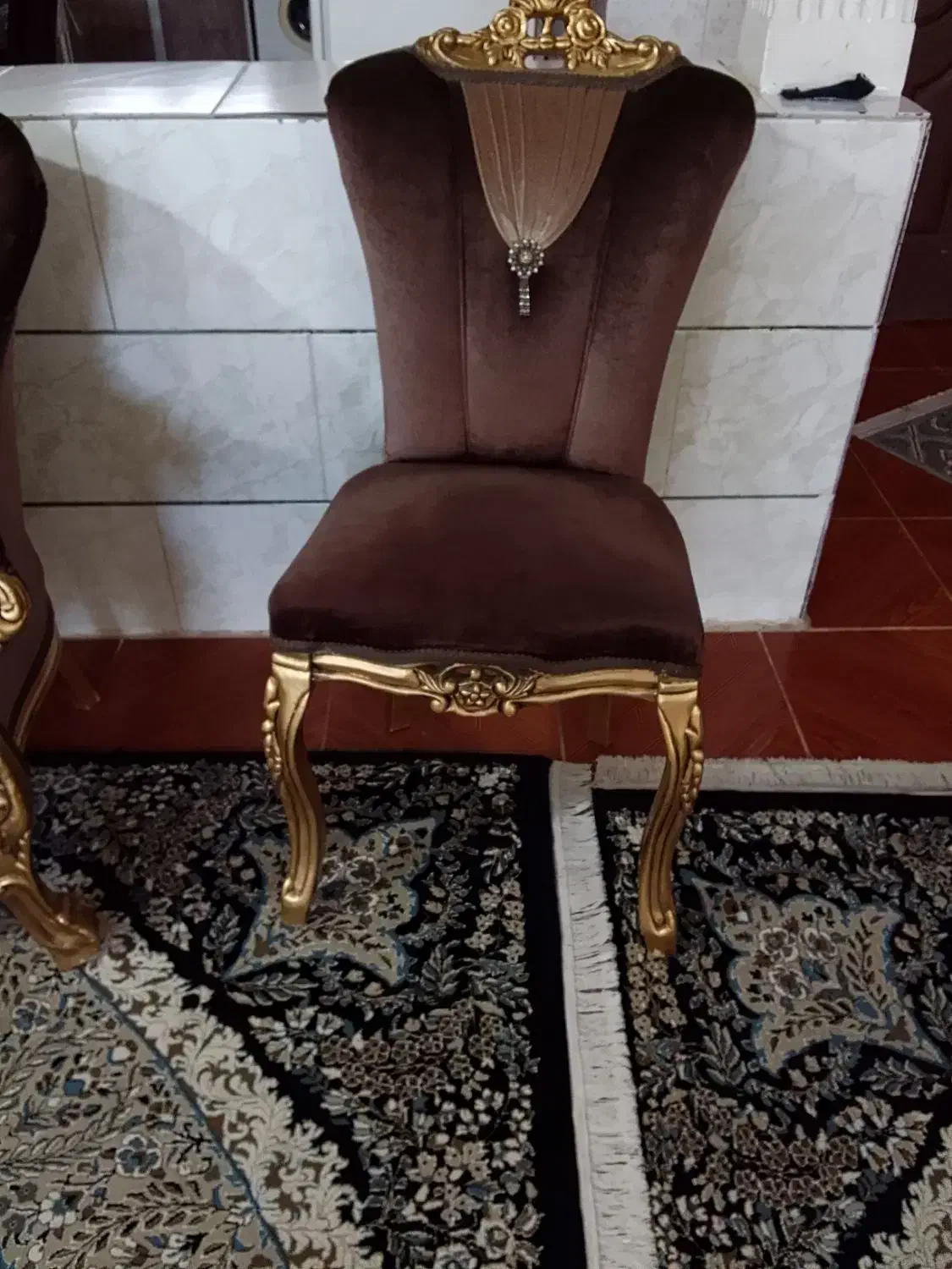 مبل ۹نفره همراه با میز جلو مبلی و یک عدد عسلی|مبلمان خانگی و میز عسلی|رفسنجان, |دیوار