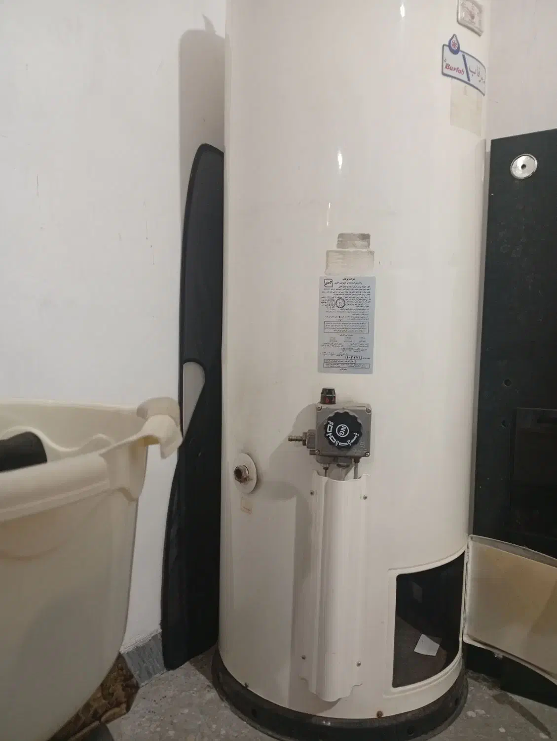 ابگرمکن ایستاده برفاب|آبگرمکن، پکیج، شوفاژ|کرمانشاه, |دیوار