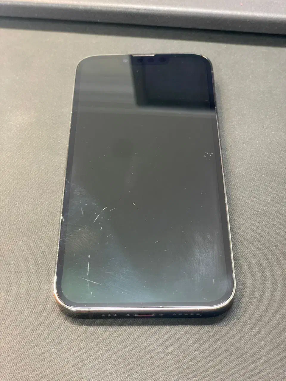 iPhone 13 Pro|موبایل|تهران, فلسطین (میدان انقلاب)|دیوار