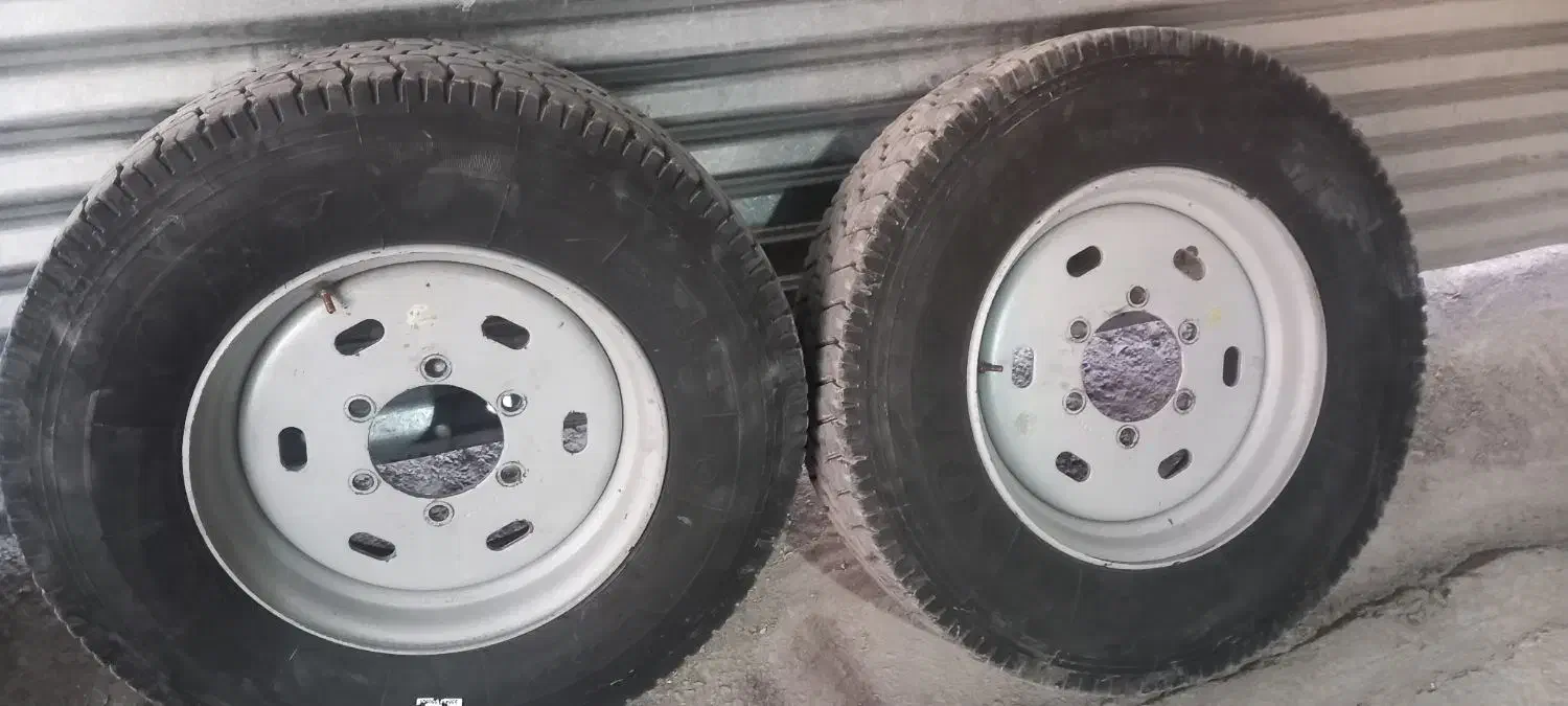 یک جفت لاستیک گل عقب نیسان ۹۰ درصد با رینگ ترک|قطعات یدکی و لوازم جانبی|بافت, |دیوار