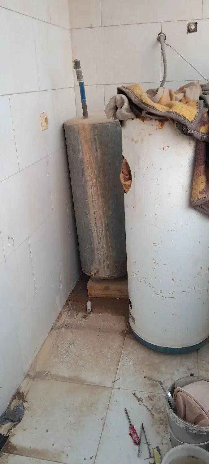 آبگرمکن مخزنی برقی|آبگرمکن، پکیج، شوفاژ|خرمشهر, |دیوار