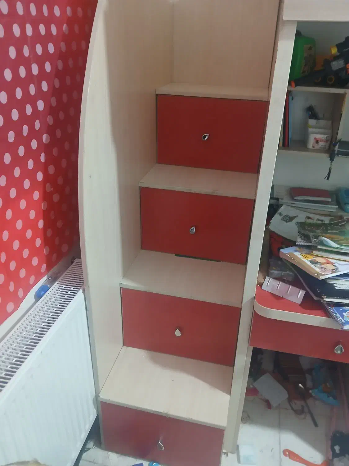 تخت دو طبقه|تخت و سرویس خواب|هشتگرد, فاز ۱ مهستان|دیوار