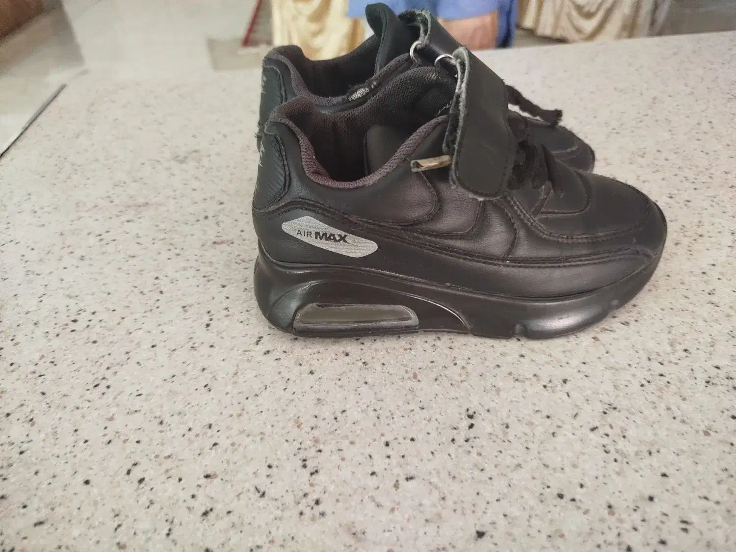 کفش پسرانه|کفش و لباس بچه|خرم‌آباد, |دیوار