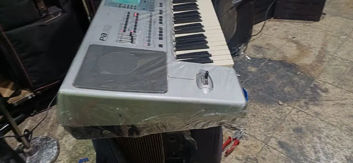 کیبورد پیا ۵۰ تبدیل به ۸۰ تمیز وبی عیب|پیانو، کیبورد، آکاردئون|تاکستان, |دیوار