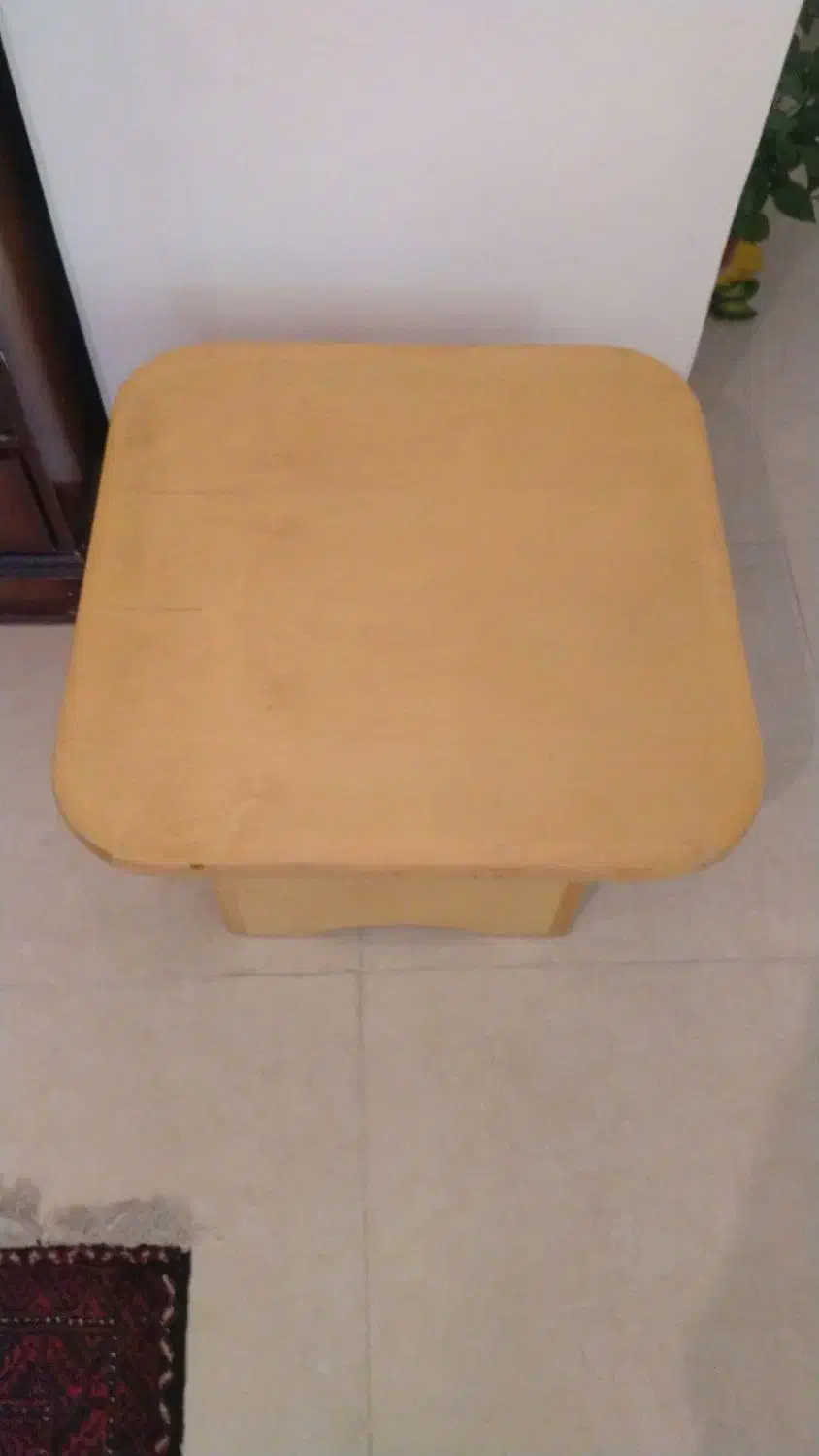 میز کنار مبلی چوبی مربع|مبلمان خانگی و میز عسلی|تهران, دردشت|دیوار