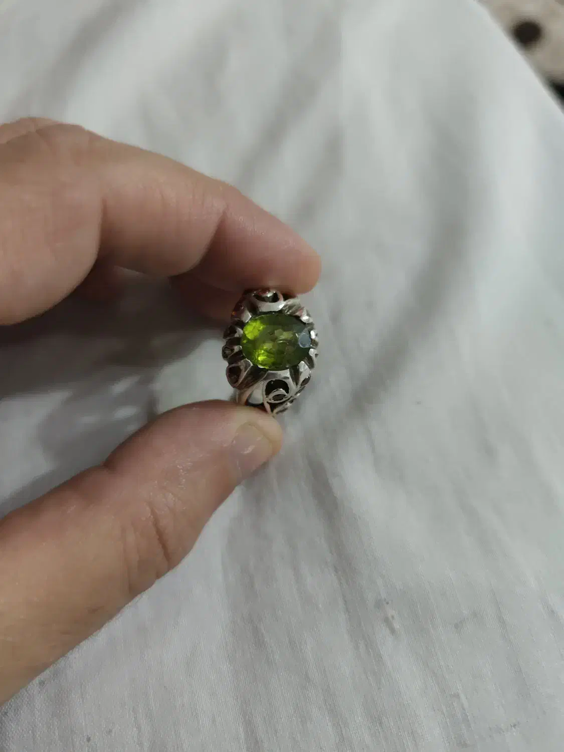 زبرجد اصلی خوشگل با مخارج کاری|جواهرات|قم, شهرک قدس|دیوار