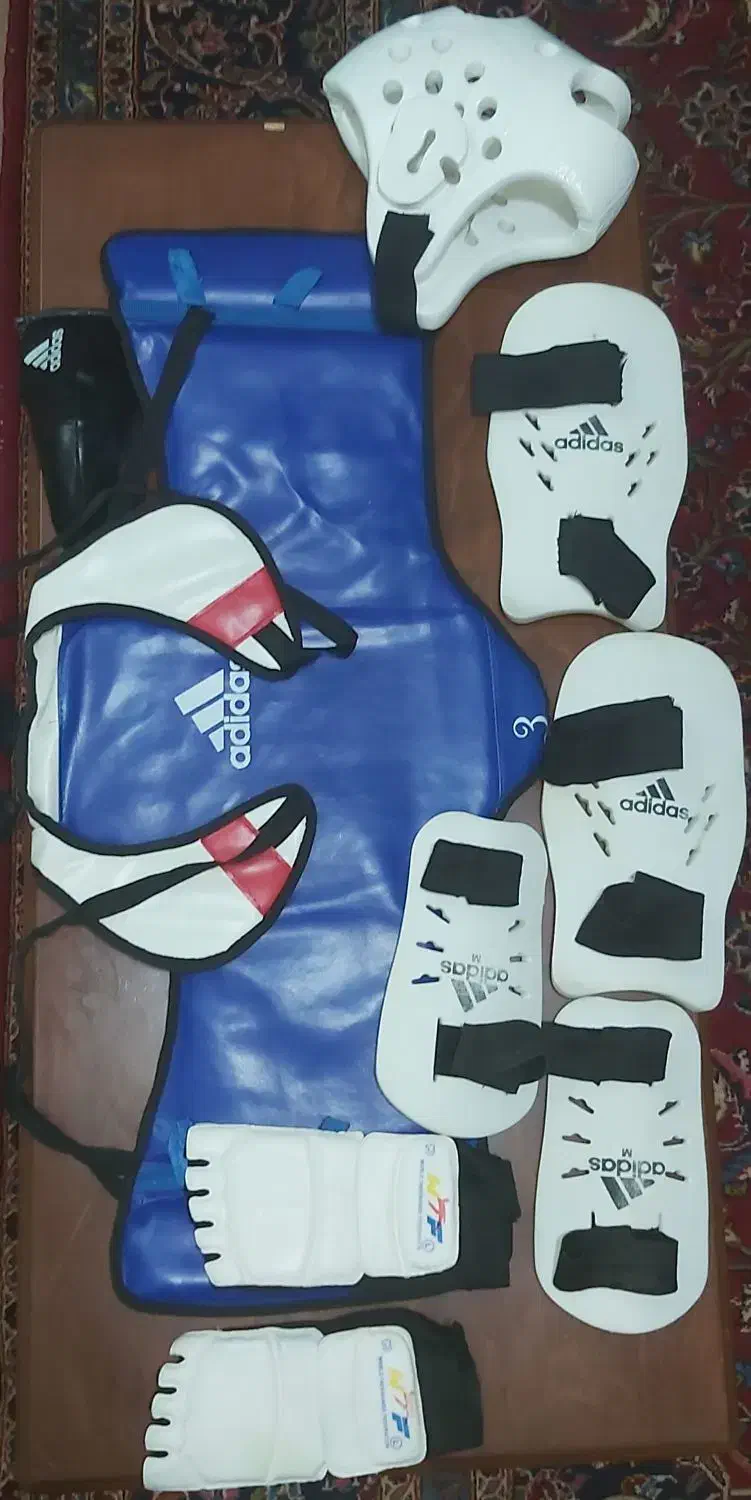 لوازم تکواندو|تجهیزات ورزشی|بروجرد, |دیوار