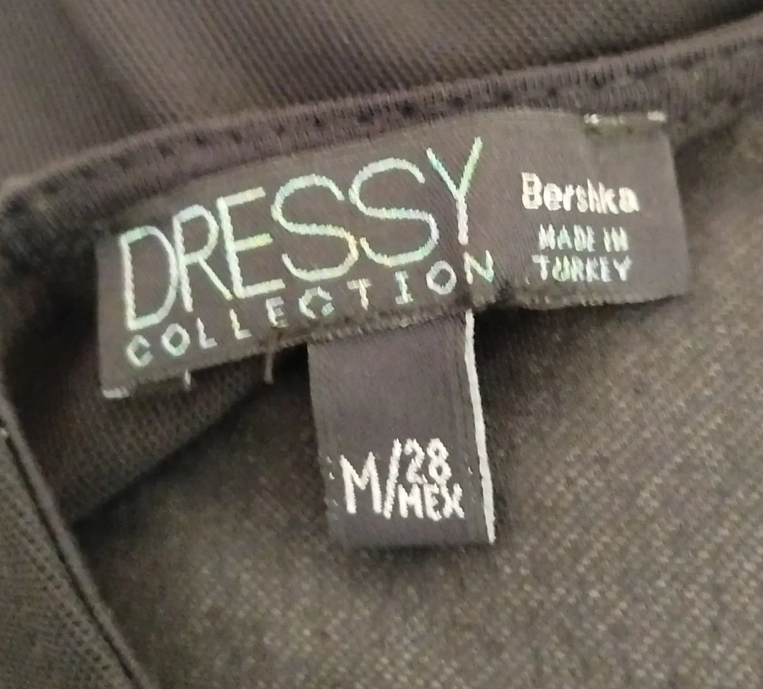 بادی برشکا|لباس|شیراز, دوکوهک|دیوار