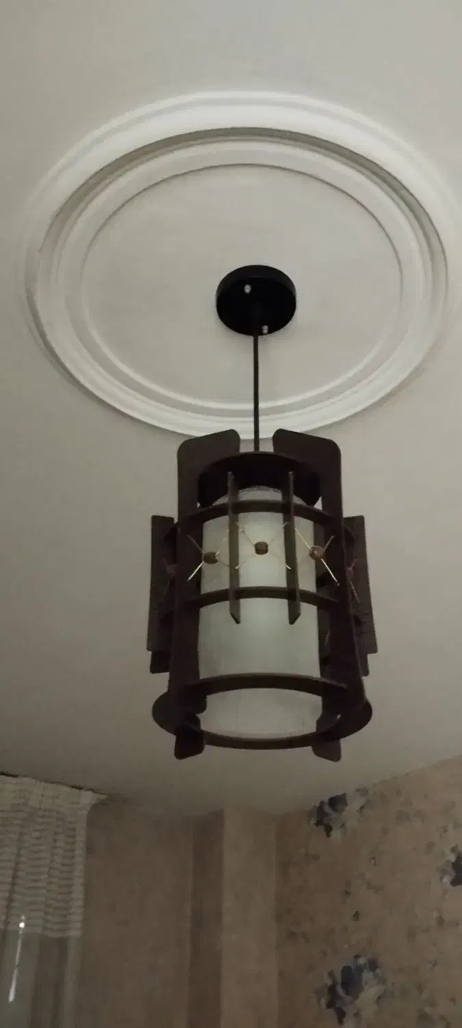 لوستر چوبی|لوستر و چراغ آویز|تهران, خواجه نصیر طوسی|دیوار