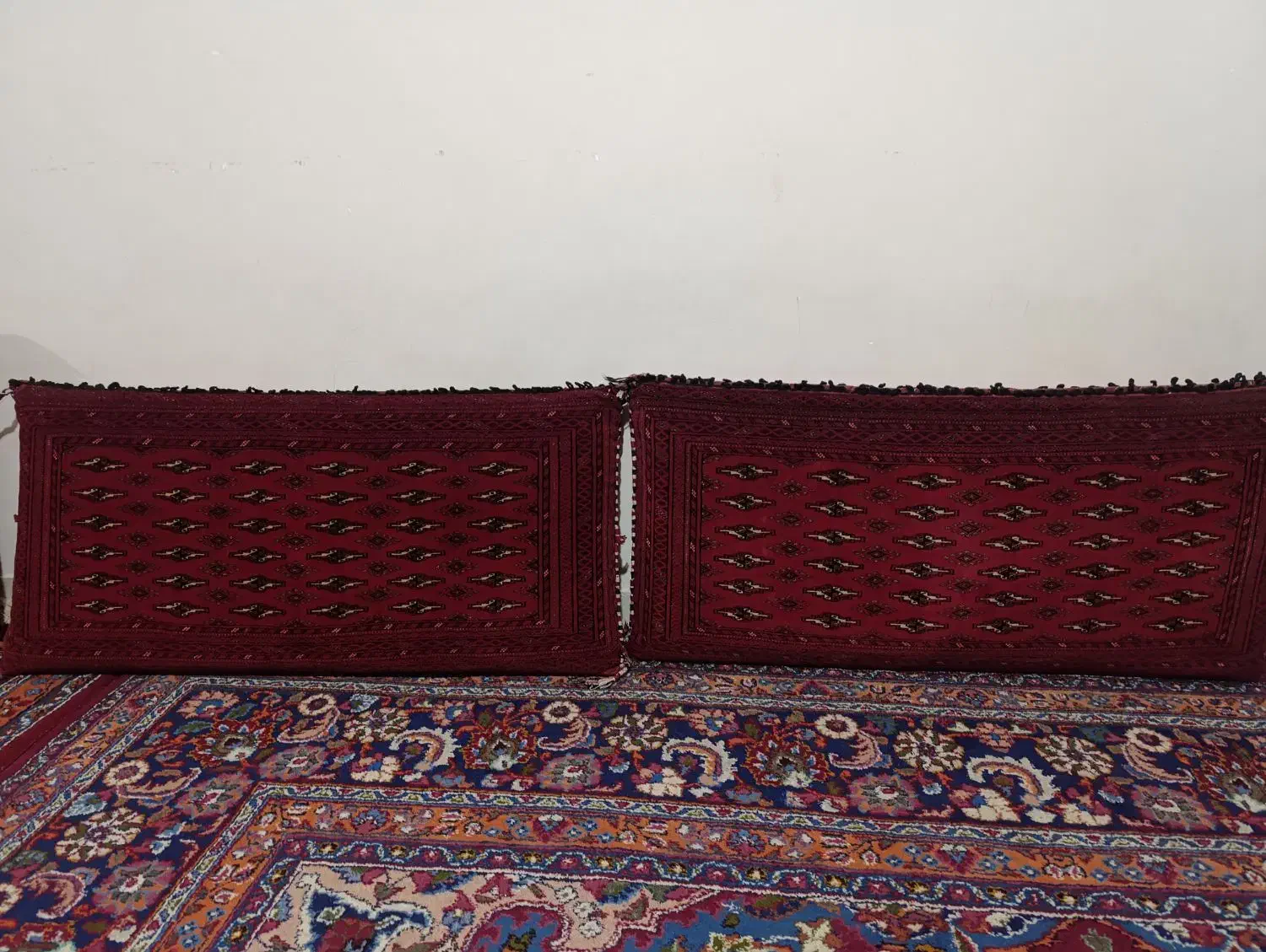 پشتی ترکمن|پشتی|قوچان, |دیوار