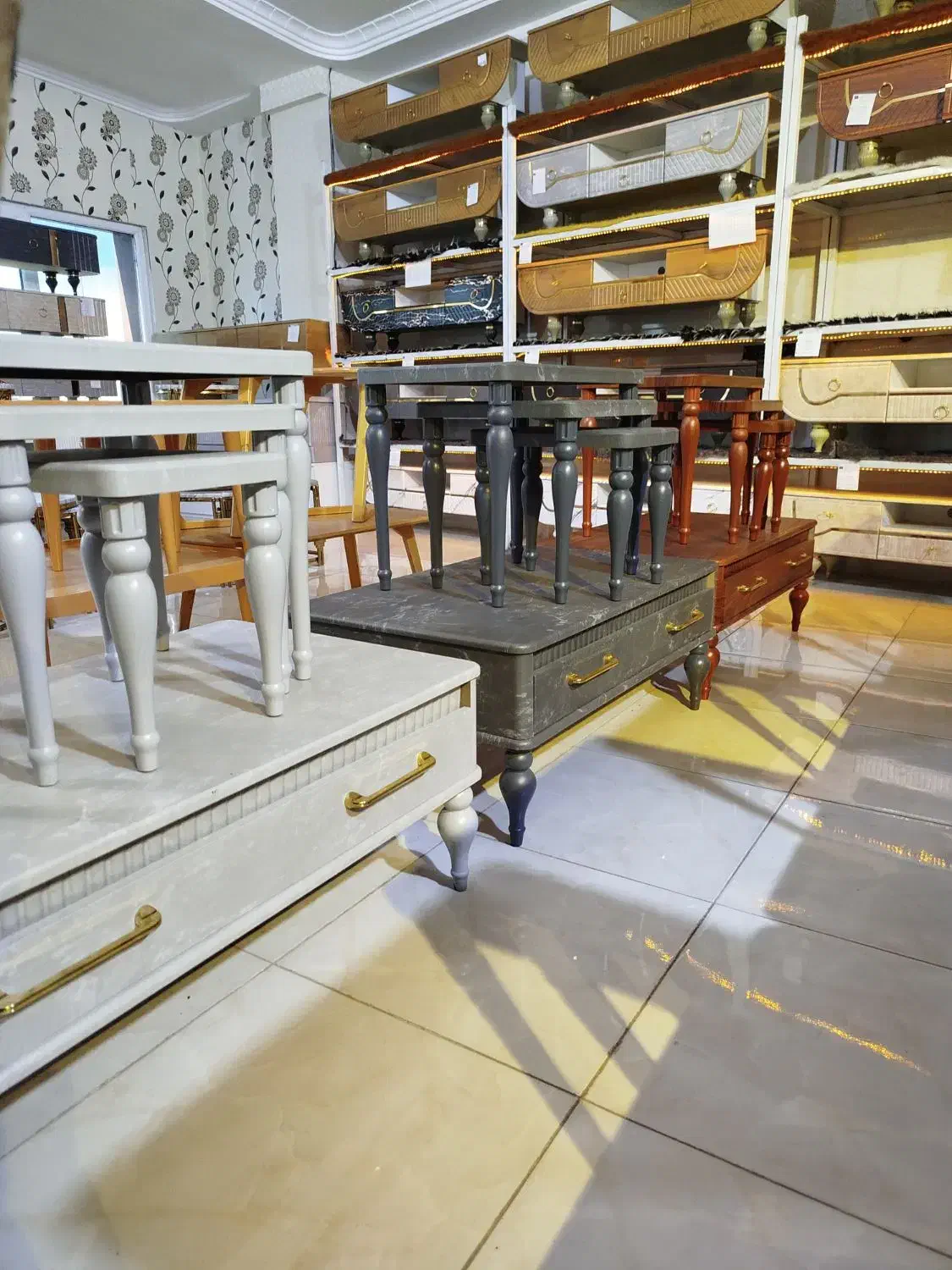 جلو مبلی ونوس با رنگ دلخواه شما در زرکالا|مبلمان خانگی و میز عسلی|یاسوج, |دیوار