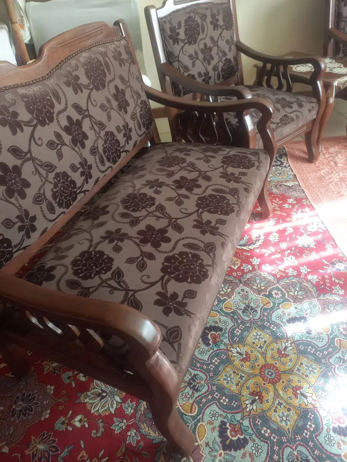 مبل چوبی ۸ نفره در حد|مبلمان خانگی و میز عسلی|شاهینشهر, مسکن مهر|دیوار