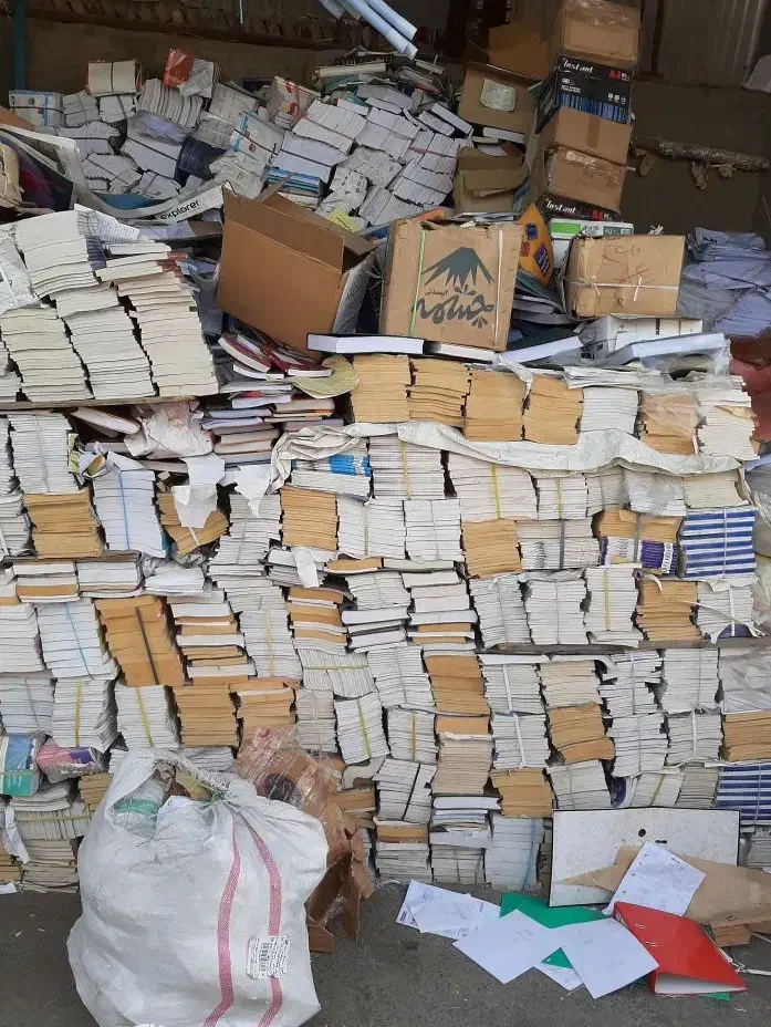 خرید، فروش ضایعات آهن آلومینیوم کتاب کاغذ باطله|عمده‌فروشی|تهران, فلسطین (میدان انقلاب)|دیوار