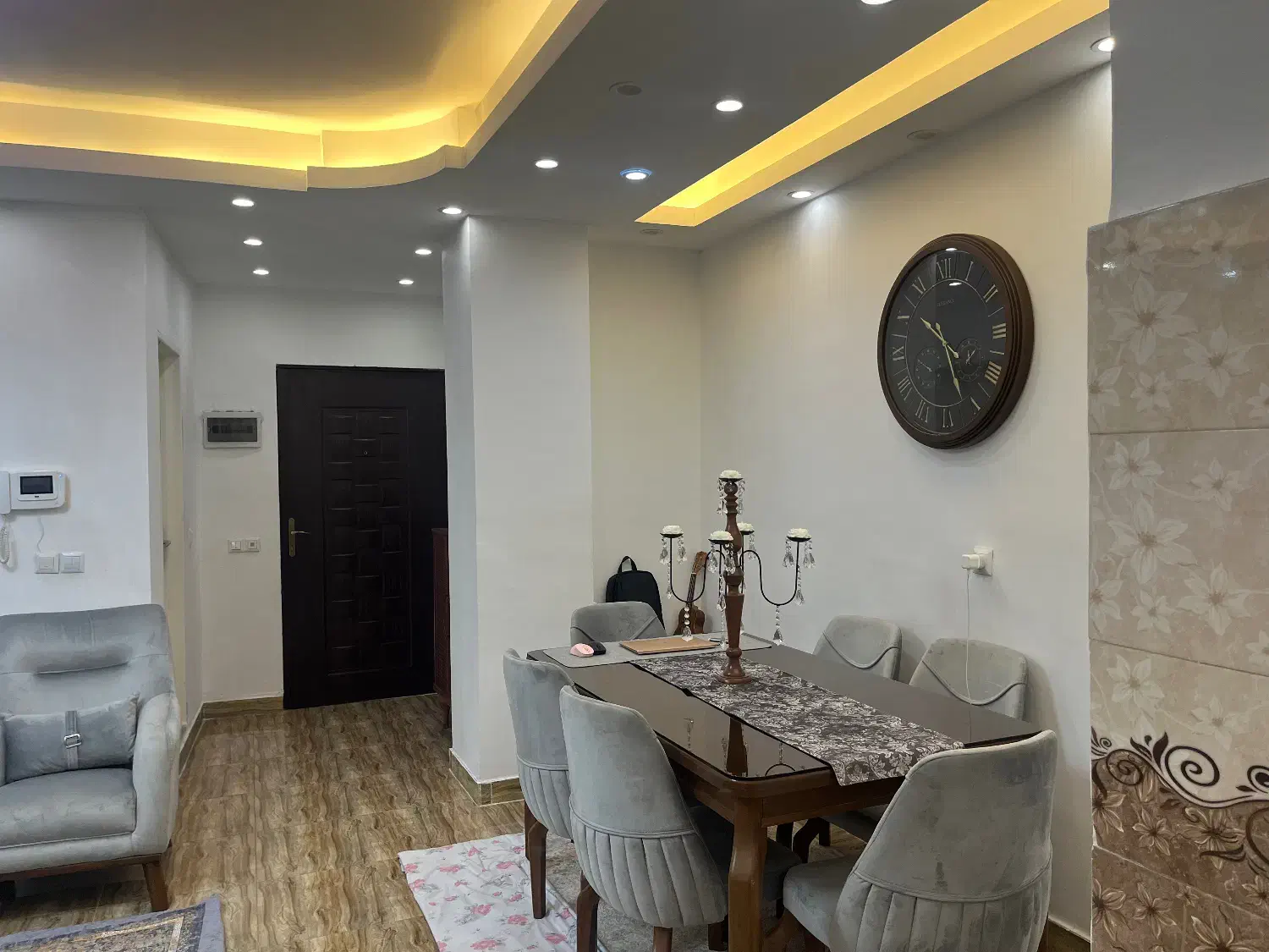 میز ناهار خوری ۶نفره|میز و صندلی غذاخوری|رشت, شهرک شهید مفتح|دیوار