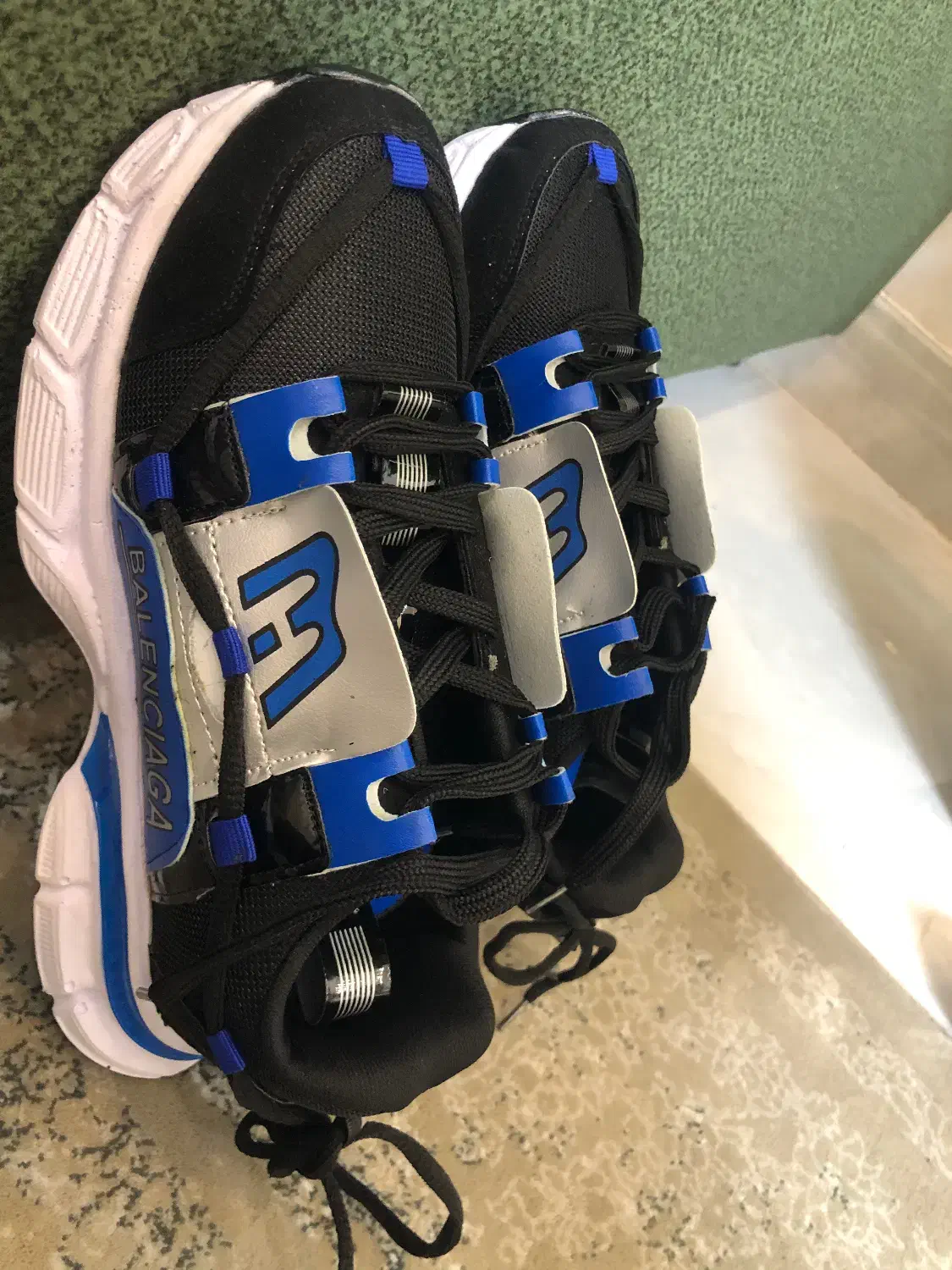 نو بدون استفاده سایز ۴۲|کیف، کفش، کمربند|کاشان, دانش|دیوار