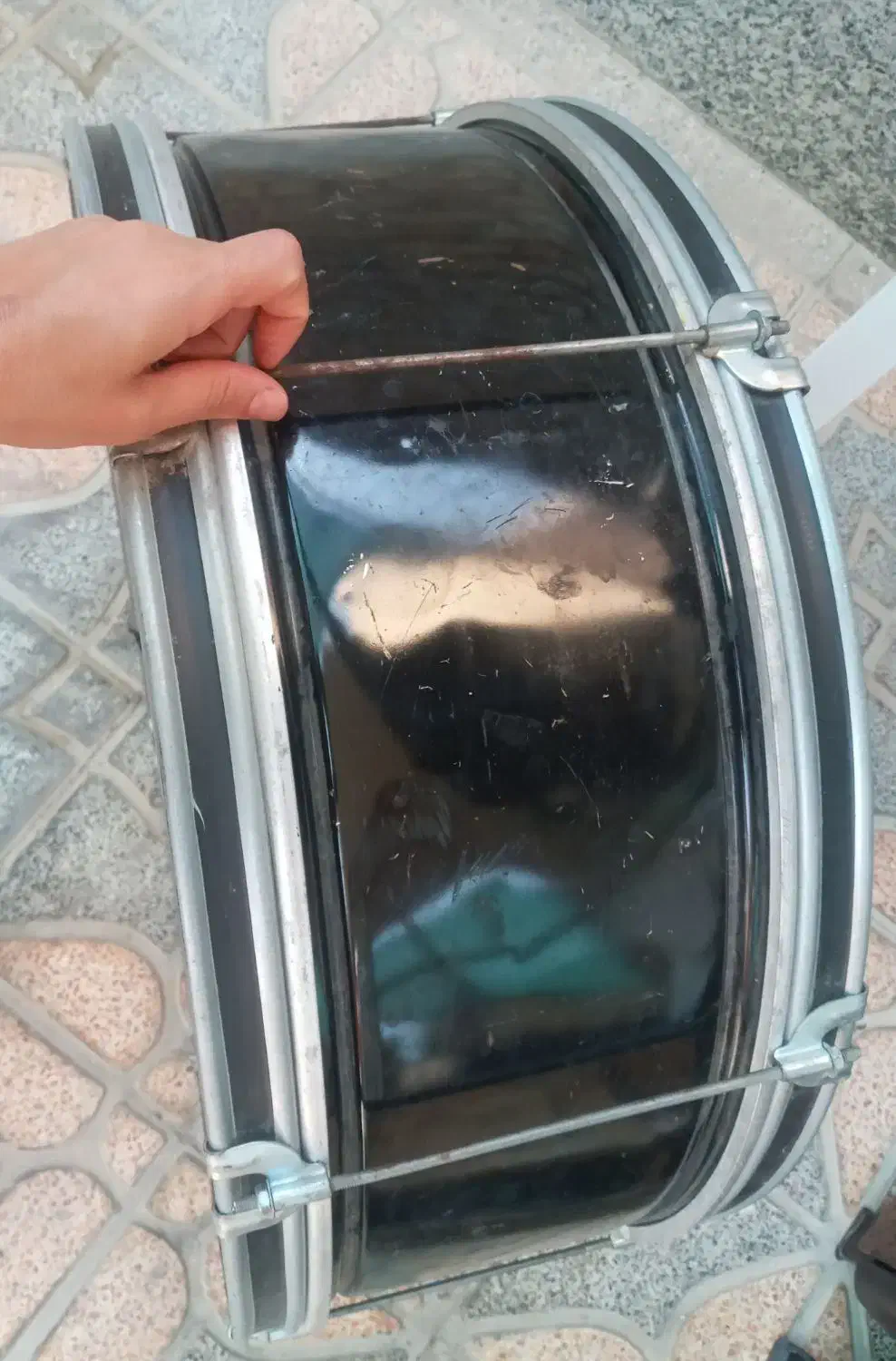 طبل|درام و پرکاشن|فلاورجان, |دیوار