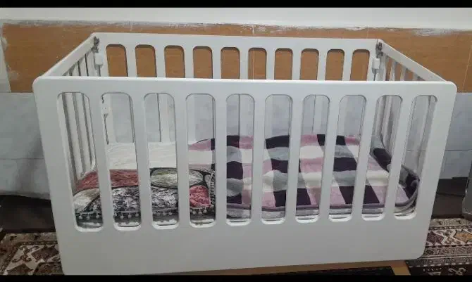 تخت خواب|تخت و صندلی بچه|فردوسیه, |دیوار