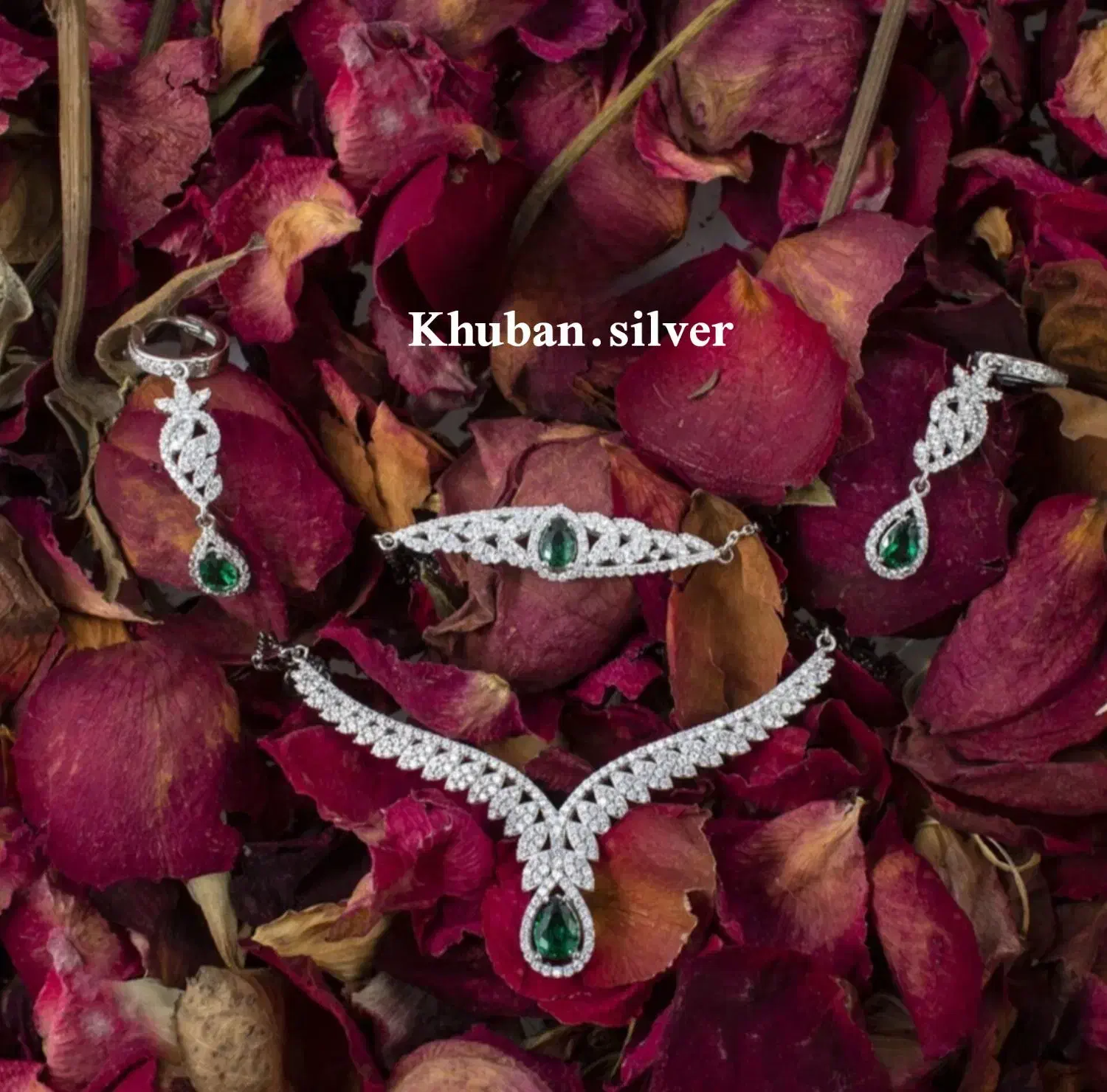 سرویس میکرو جواهری زمردی|جواهرات|ارومیه, |دیوار