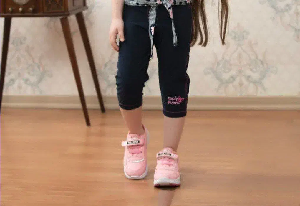 چند دست لباس دخترونه زیر قیمت بازار|کفش و لباس بچه|کلاله, |دیوار