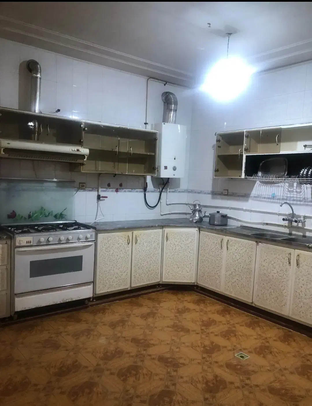 استخدام نیروی خانم جهت امور منزل|استخدام سرایداری و نظافت|شهرکرد, |دیوار