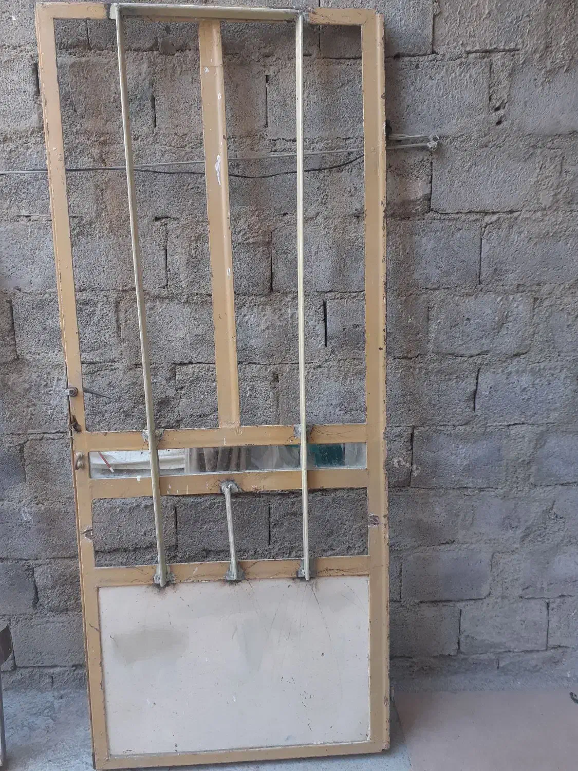 درب و پنجره|مصالح و تجهیزات ساختمان|سنندج, |دیوار