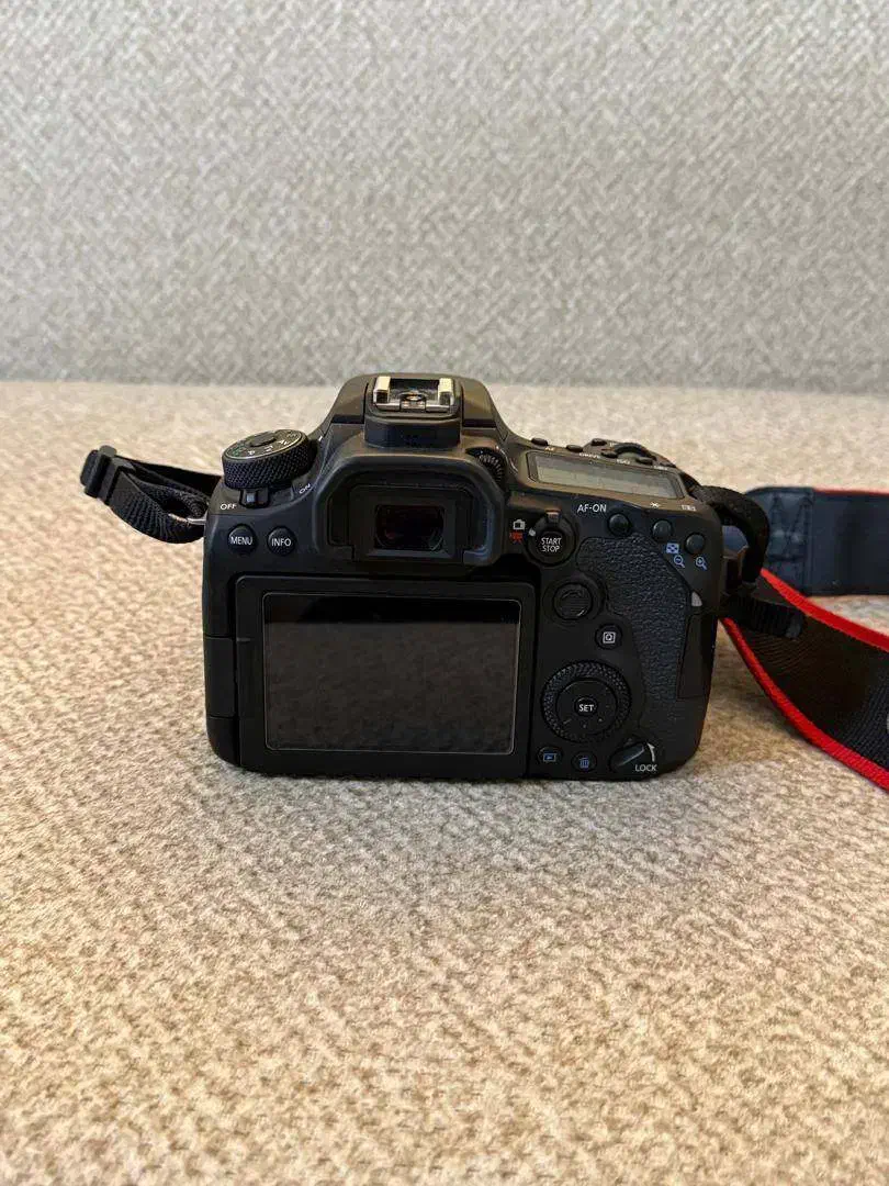 دوربین عکاسی Canon EOS 90D|دوربین عکاسی و فیلمبرداری|اسلامشهر, مطهری|دیوار