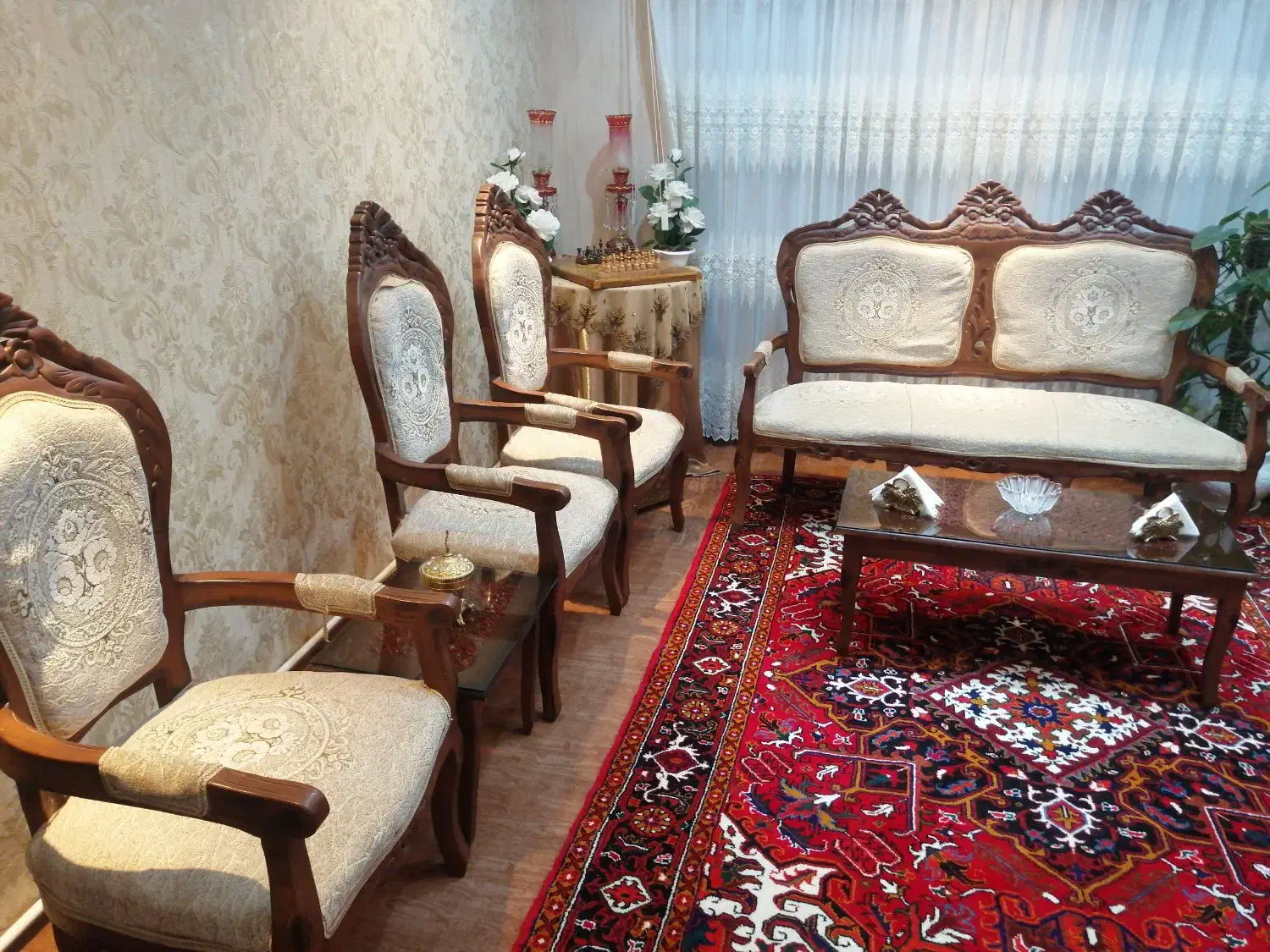 مبل فرهی|مبلمان خانگی و میز عسلی|مراغه, |دیوار