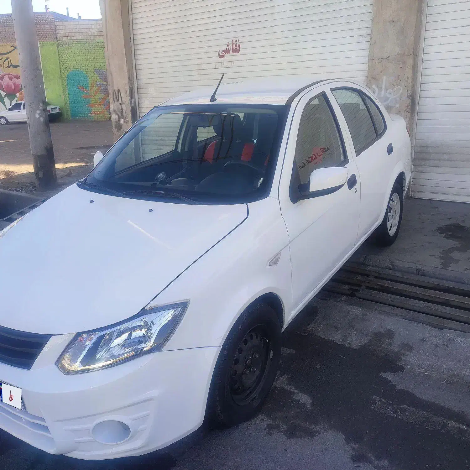 ساینا 98|خودرو سواری و وانت|قم, پردیسان|دیوار