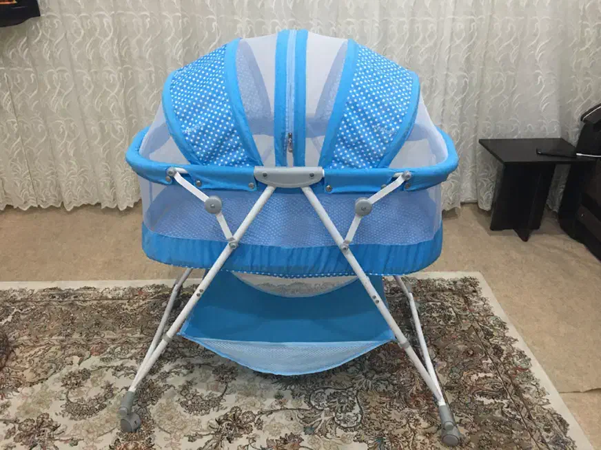 گهواره نوزاد در حد نو|تخت و سرویس خواب|بانه, |دیوار