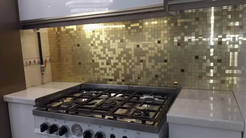 نوسازی کابینت با برچسب های ضدخش و ضدآب|خدمات پیشه و مهارت|کرج, کوی کارمندان جنوبی|دیوار