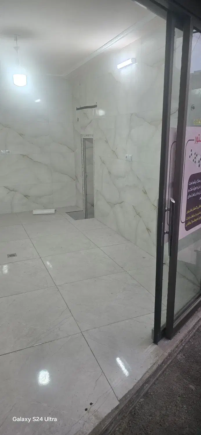 مغازه ۱۷متر باسرویس بهداشتی آماده کسب وکار|فروش مغازه و غرفه|اصفهان, عمان سامانی|دیوار