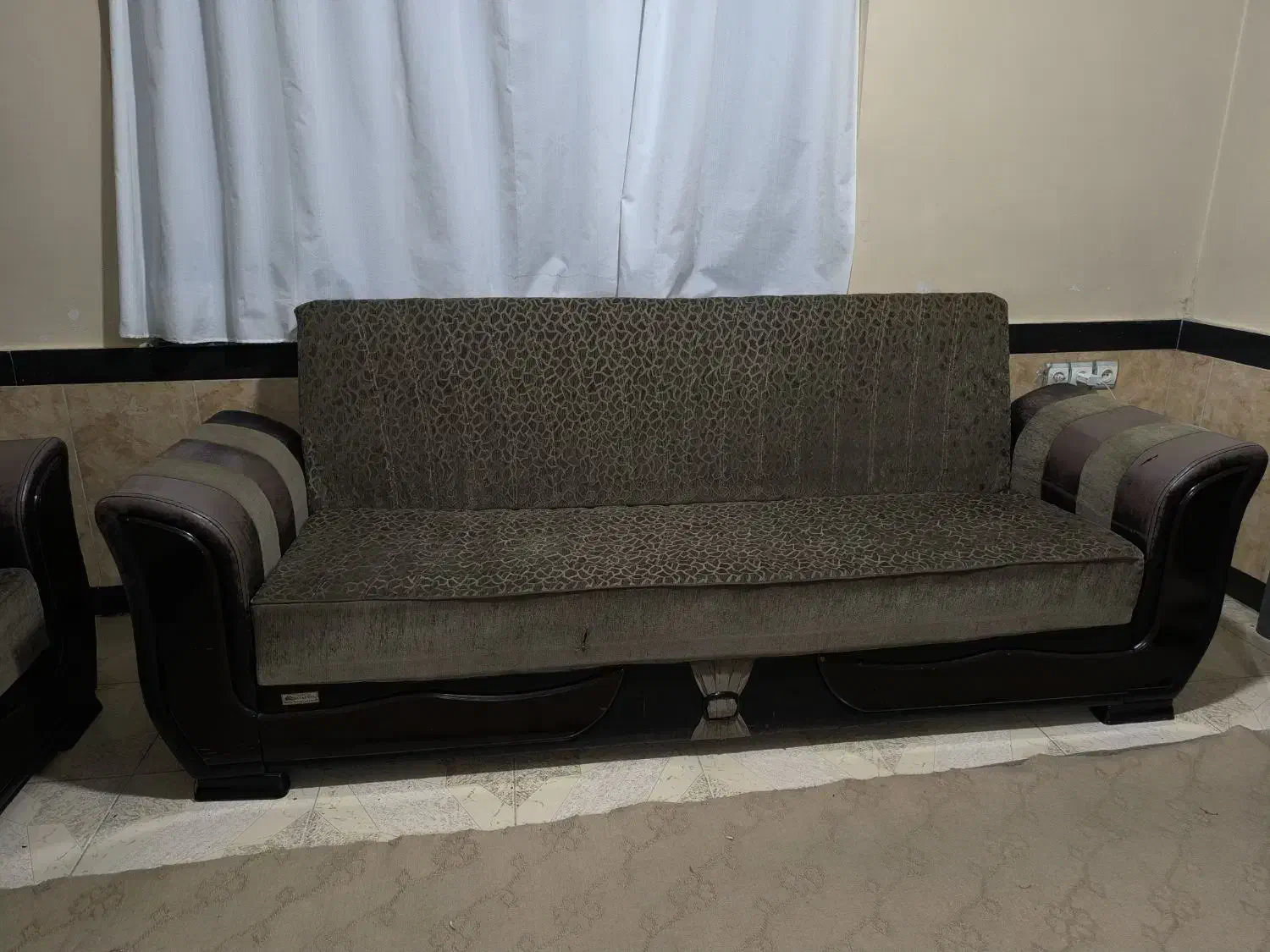 لوازم دست دوم|مبلمان خانگی و میز عسلی|سردشت, |دیوار