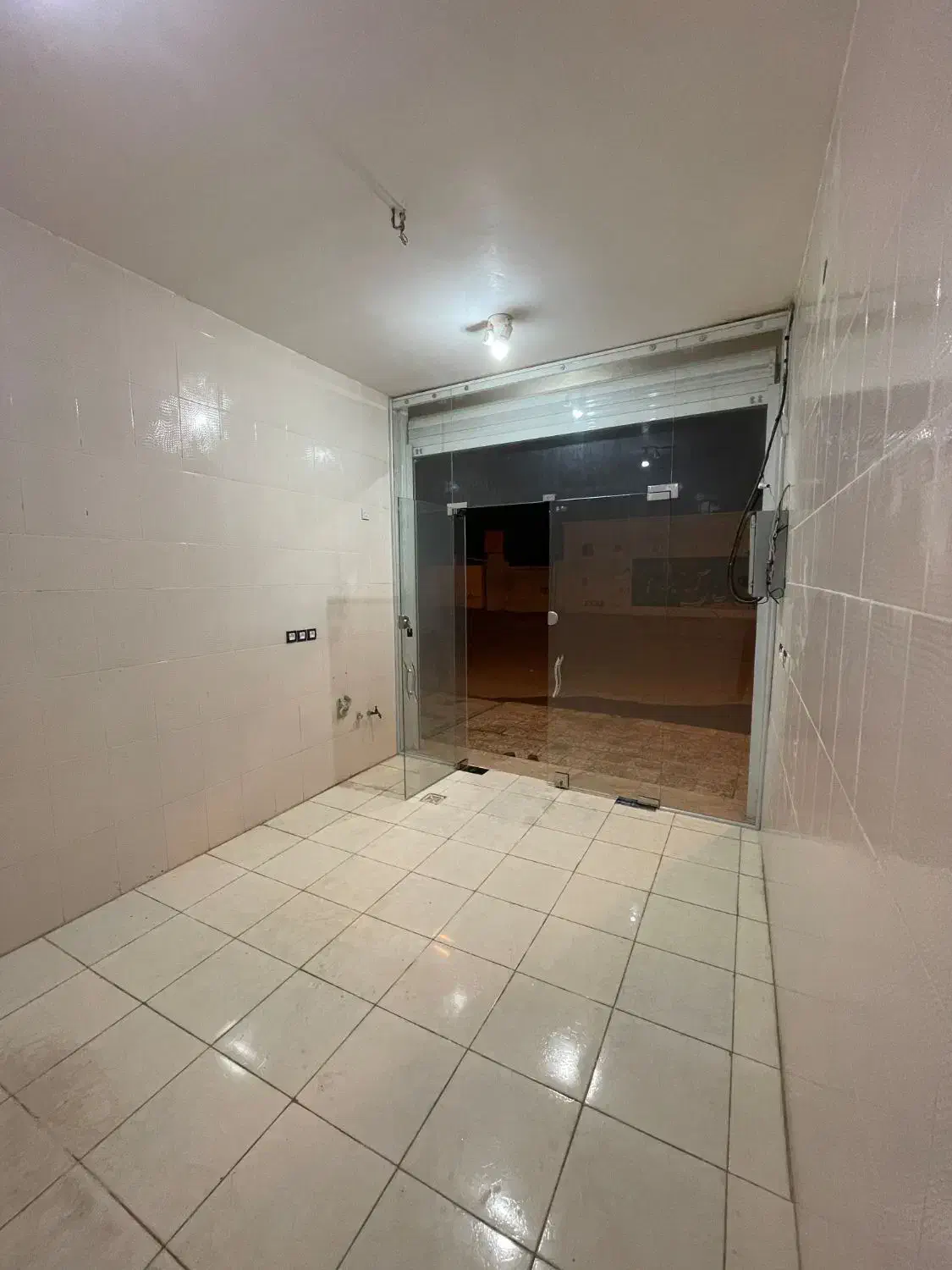 مغازه ۱۲ متری|اجارهٔ مغازه و غرفه|دهلران, |دیوار