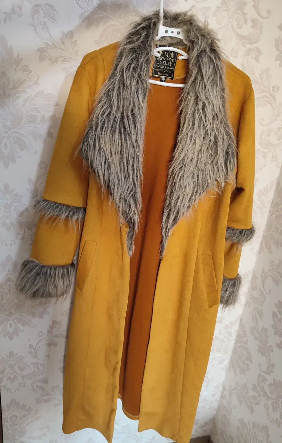 مانتو شیک نو زمستانه|لباس|صدرا-فارس, فاز ۱|دیوار