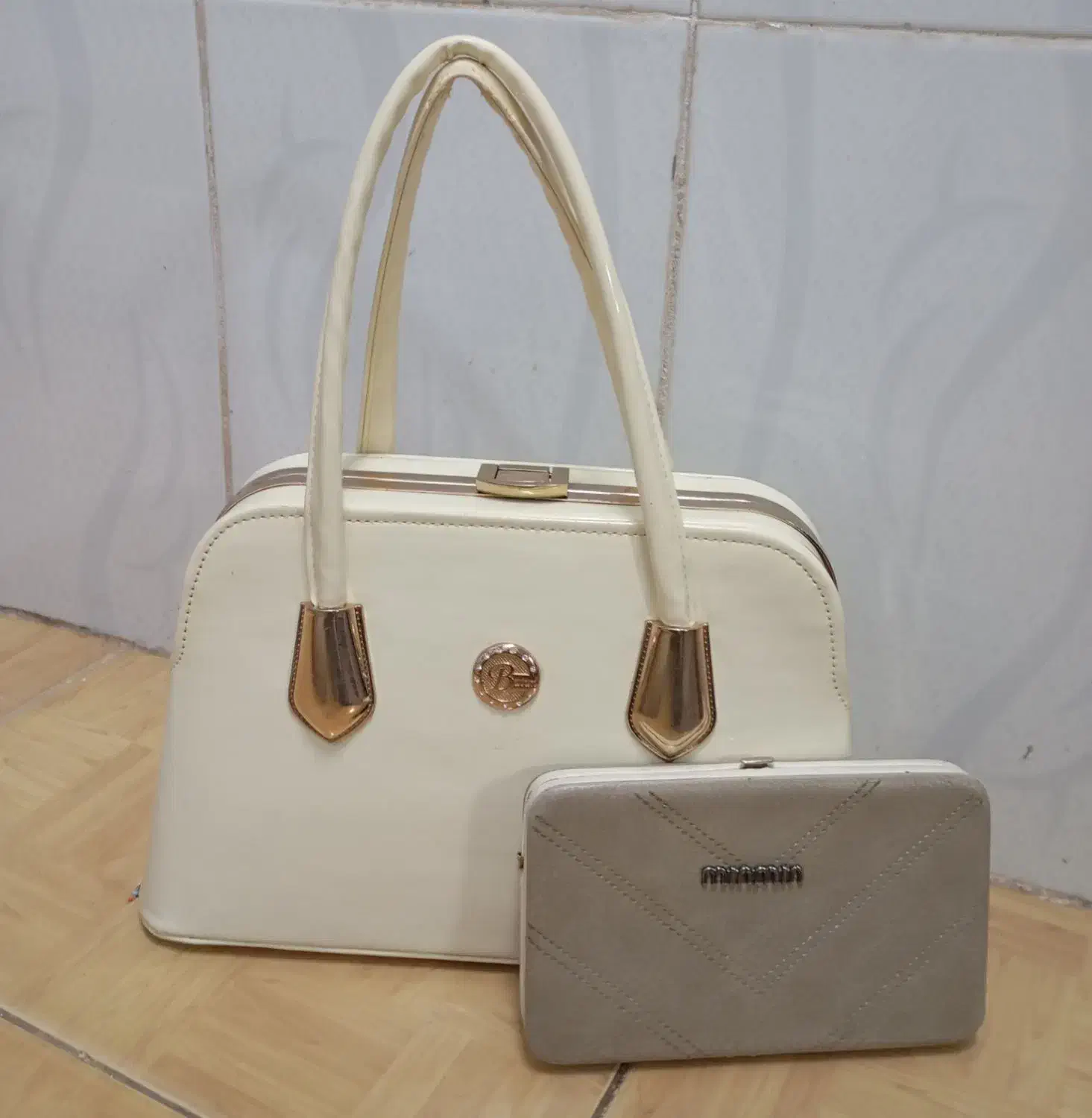 کیف مجلسی|کیف، کفش، کمربند|بیرجند, |دیوار