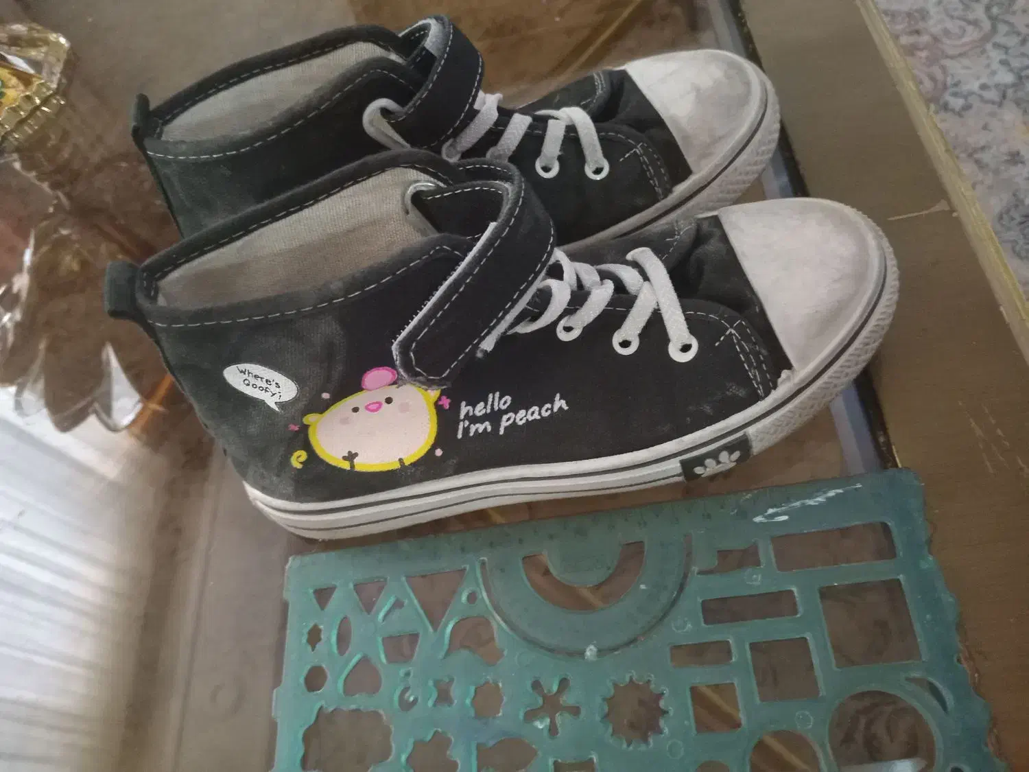 کفش بچه گانه سایز ۳۲ و ۳۶|کفش و لباس بچه|مشهد, سرافرازان|دیوار