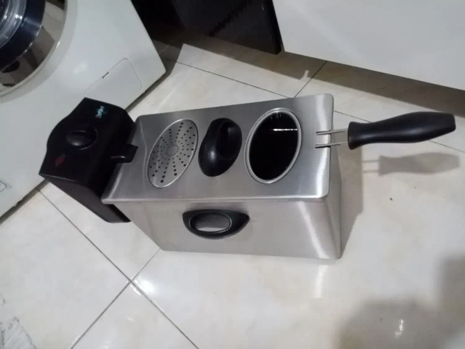 سرخ کن و ابمرکبات گیری نو|آبمیوهگیر و آبمرکباتگیر|اندیشه, اندیشه فاز ۳|دیوار