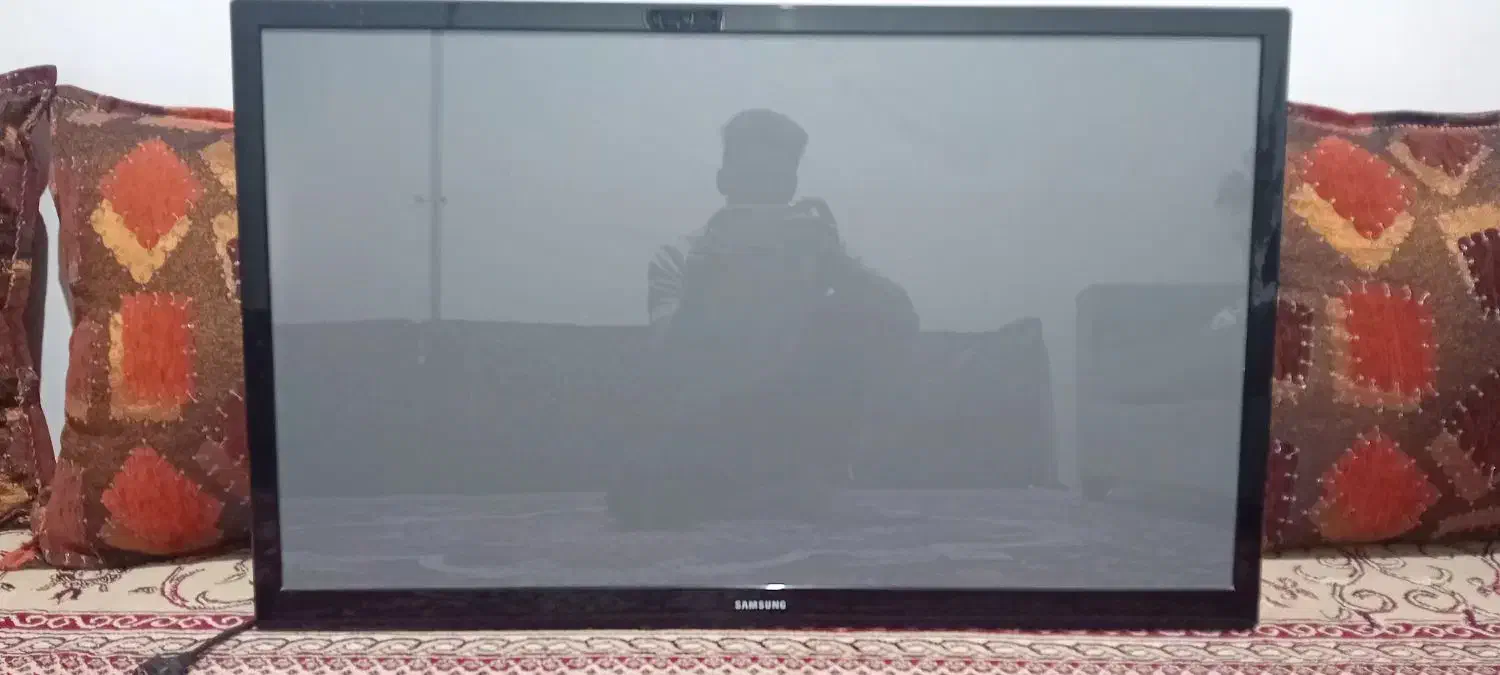 تلویزیون سامسونگ ۴۳ اینچ|تلویزیون و پروژکتور|تایباد, |دیوار