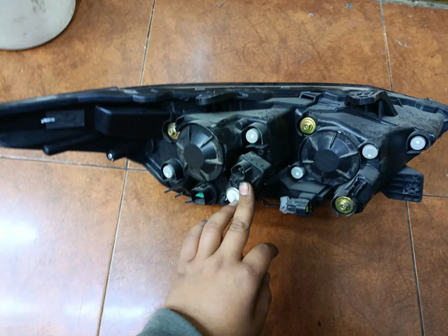 جلو چراغ اطلس وسهند|قطعات یدکی و لوازم جانبی|فردیس, سرحد آباد|دیوار