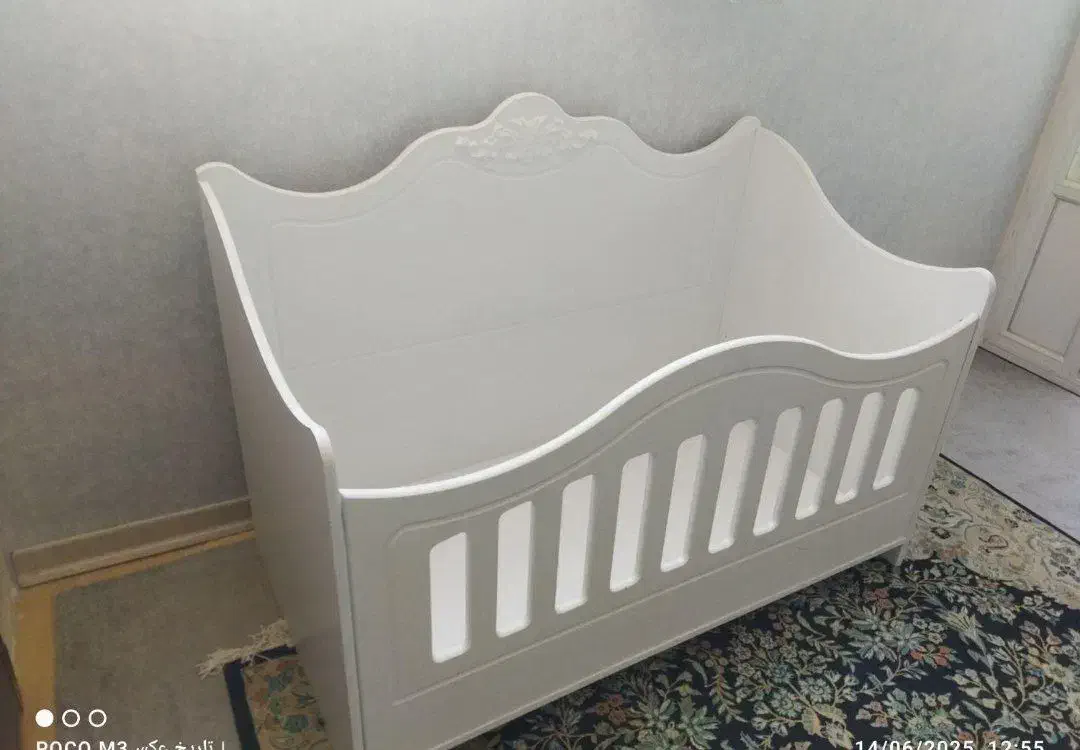 تخت خواب کودک|تخت و صندلی بچه|فولادشهر, A6|دیوار