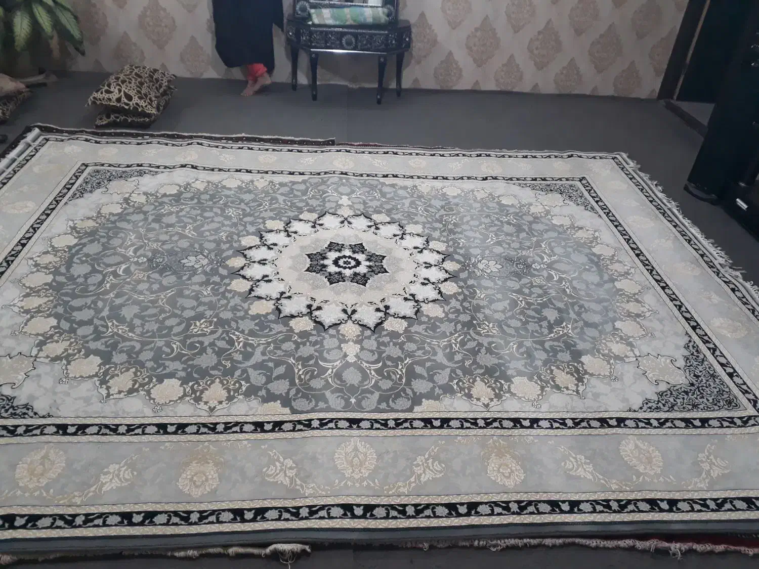 یه جفت فرش فیلی نقشه جدید شمیران|فرش|مشهد, مصلی (کارمندان اول)|دیوار