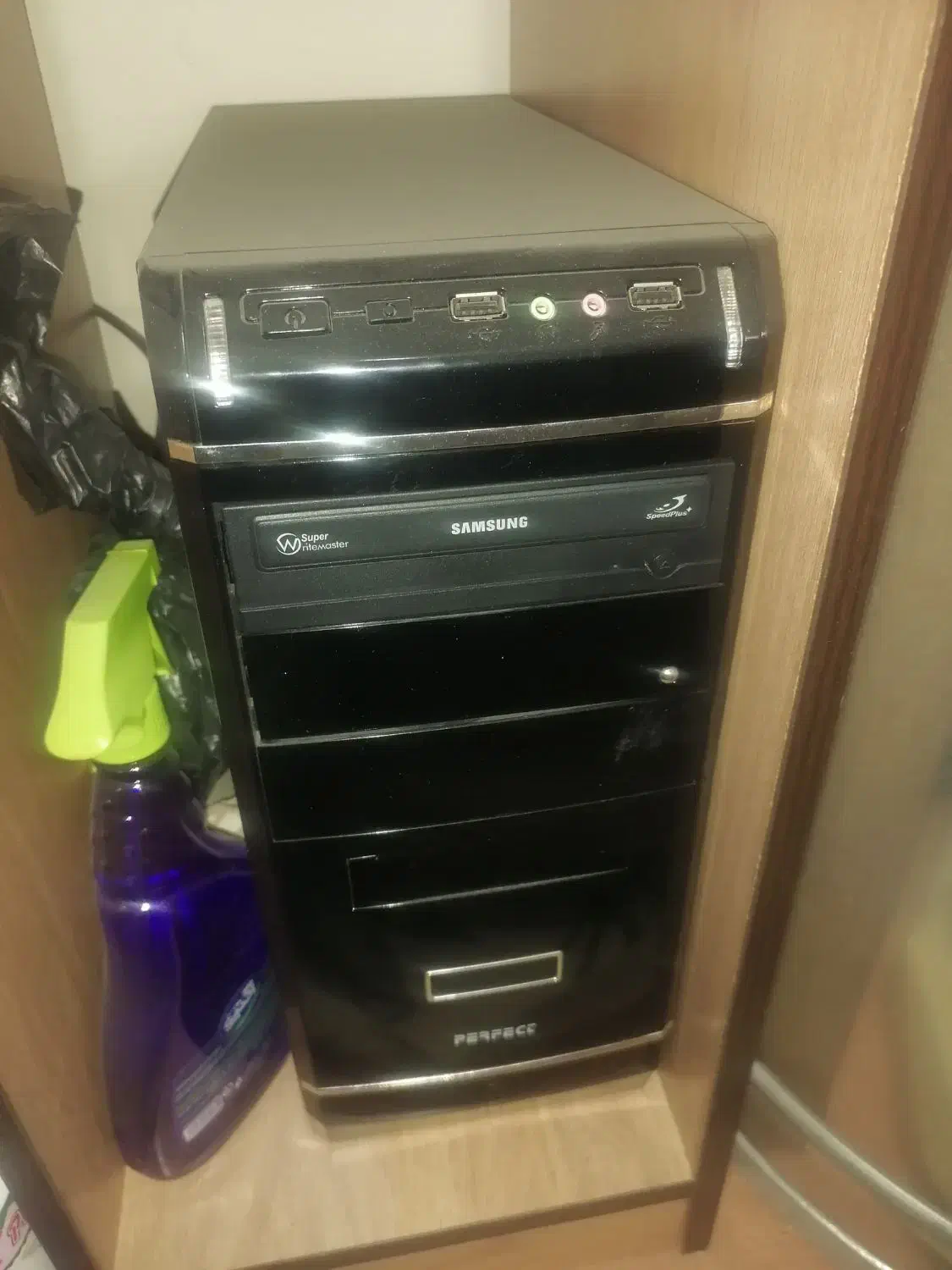 کامپیوتر|رایانه رومیزی|اصفهان, بهارستان|دیوار