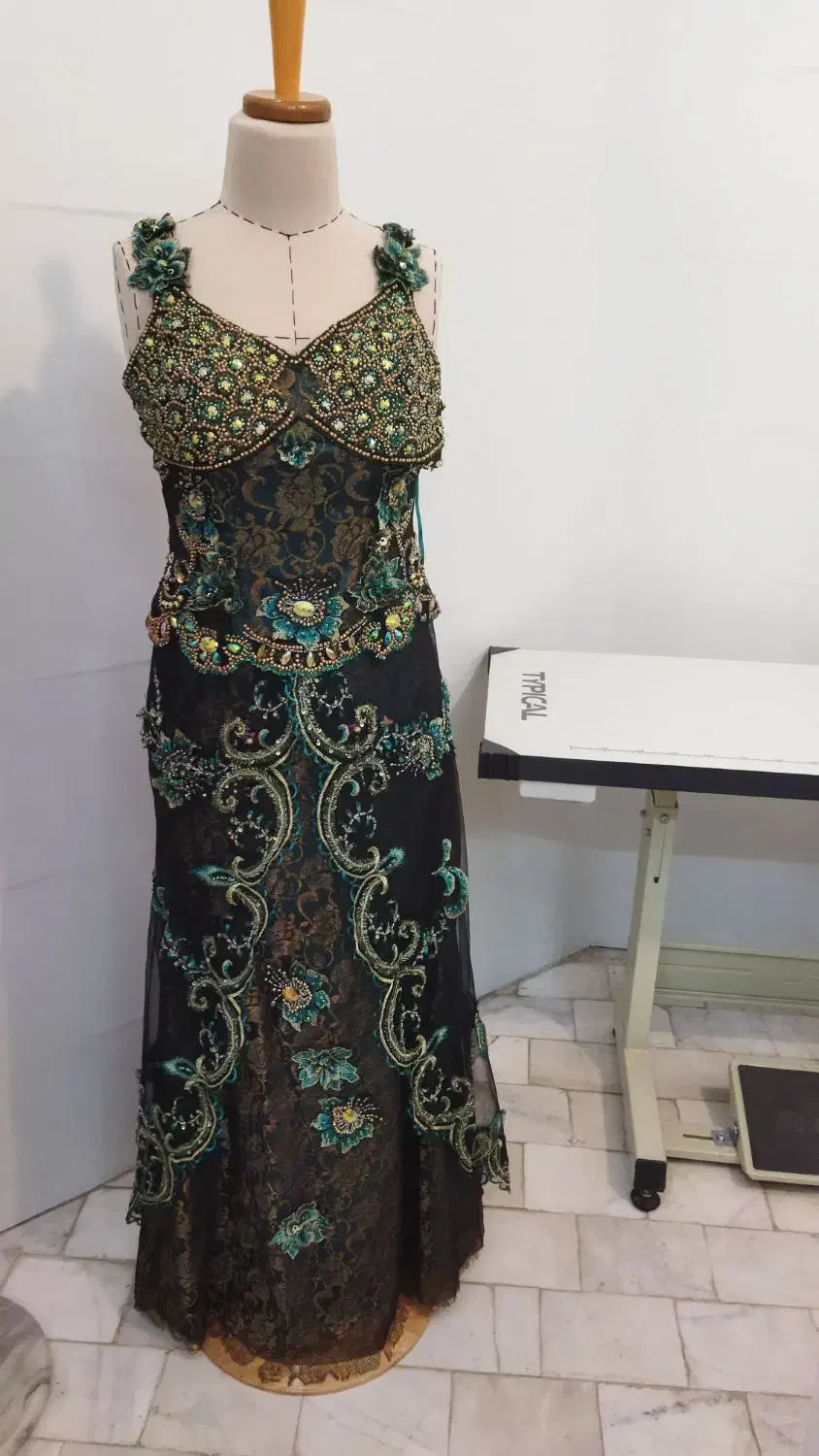 لباس|لباس|یزد, |دیوار