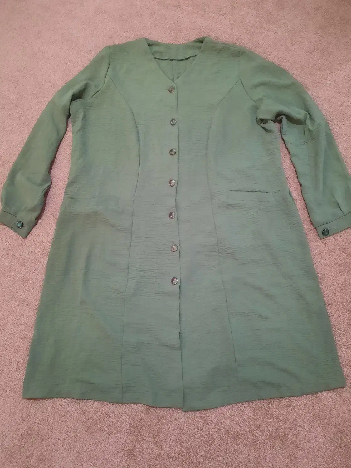 چندتا مانتو سایز ۴۸ و روسری قواره دار|لباس|بابل, |دیوار