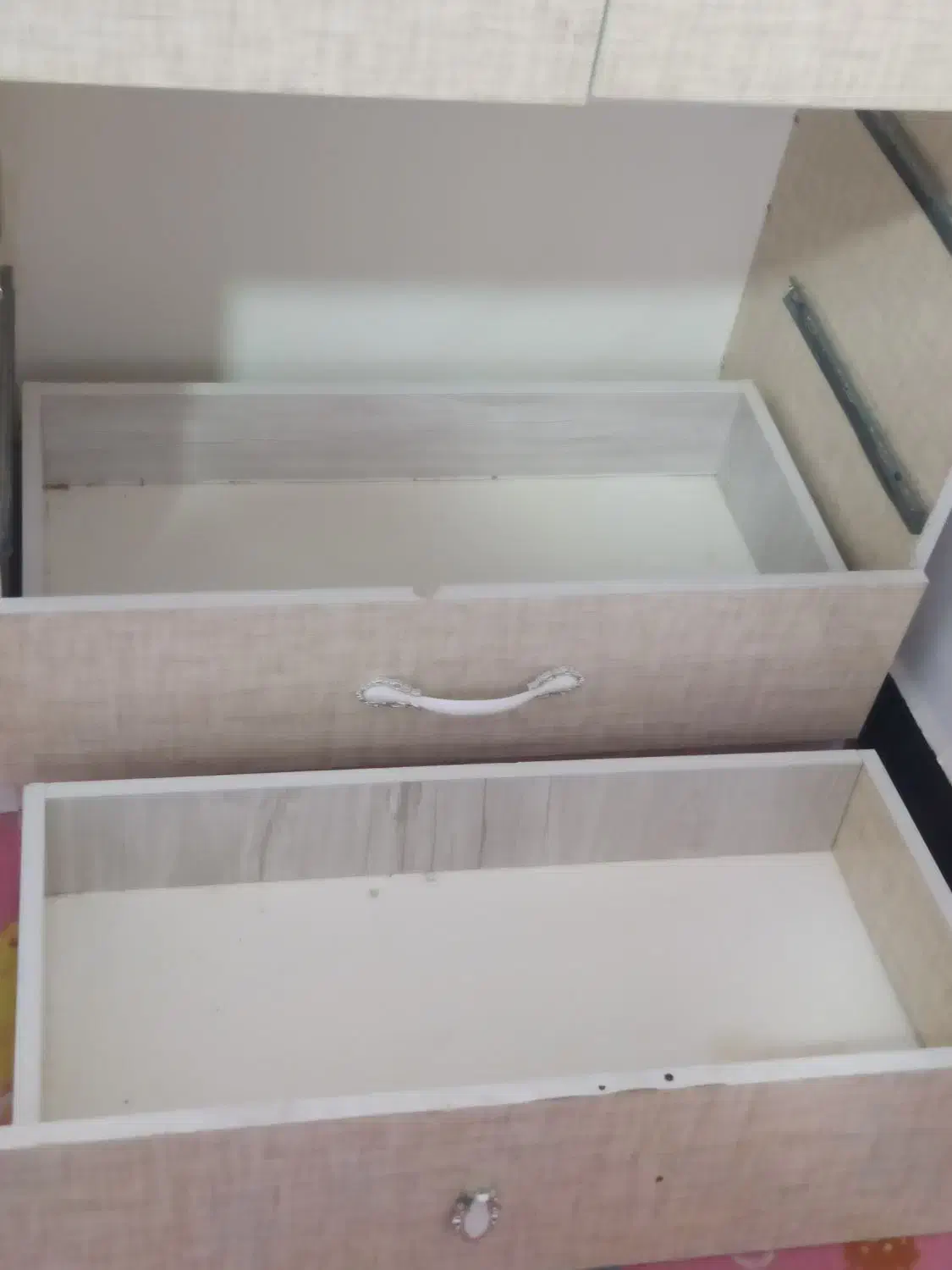 کمدجالباس|جاکفشی، کمد، دراور|ایلام, |دیوار