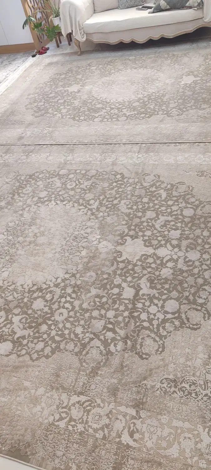 فرش کرم نسکافه ای در حد مناسب عروس|فرش|تهران, حبیب الله|دیوار