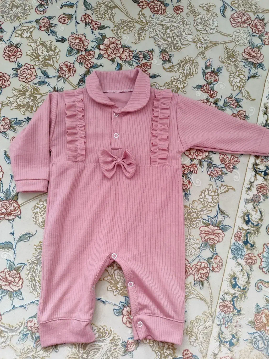 تعدادی لباس آکبند دخترانه نوزادی سایز صفر و یک|کفش و لباس بچه|اصفهان, شهرک کاوه|دیوار