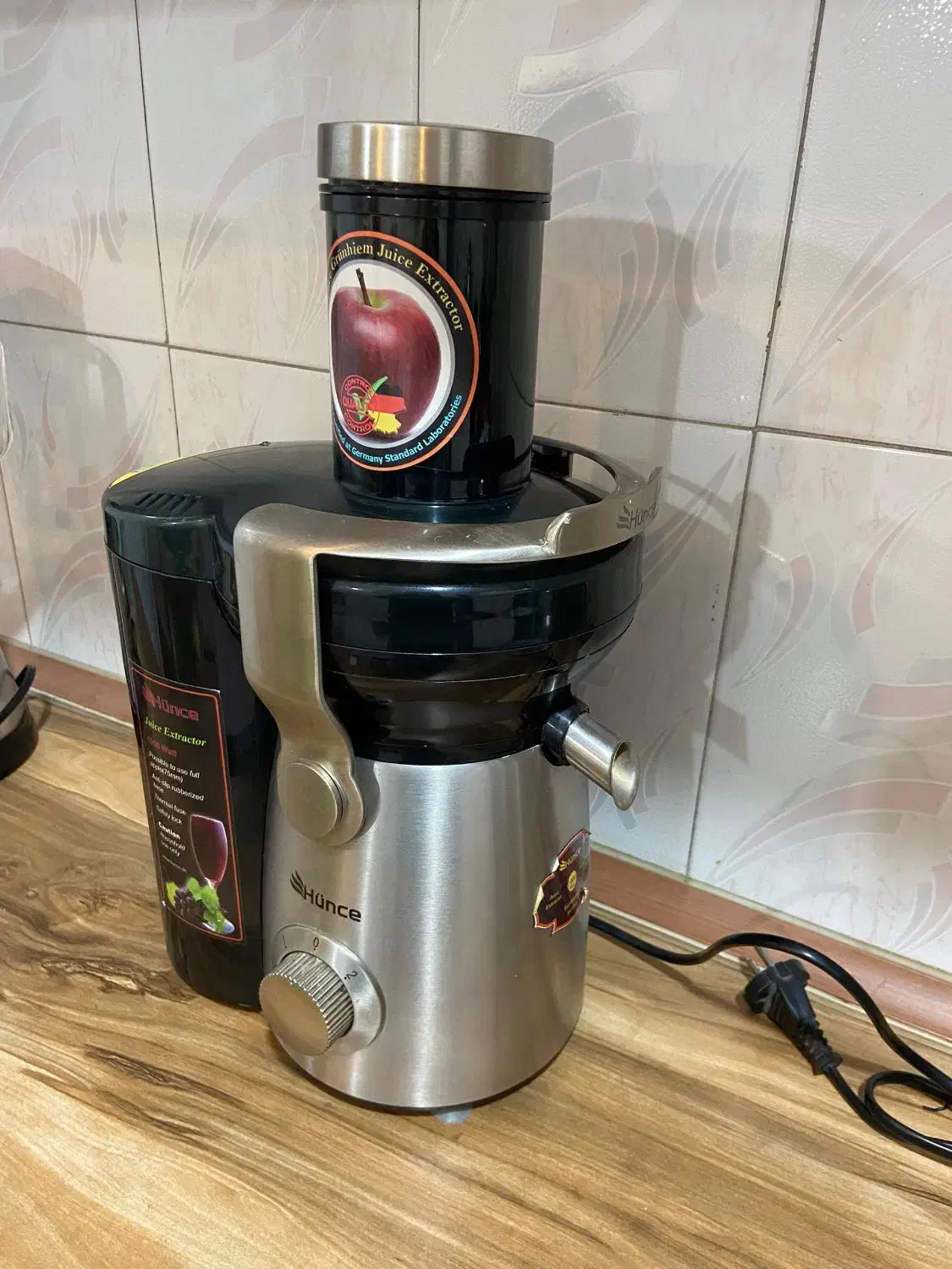 ابموه گیری و مخلوط کن|آبمیوه‌گیر و آب‌مرکبات‌گیر|ری, علایین|دیوار